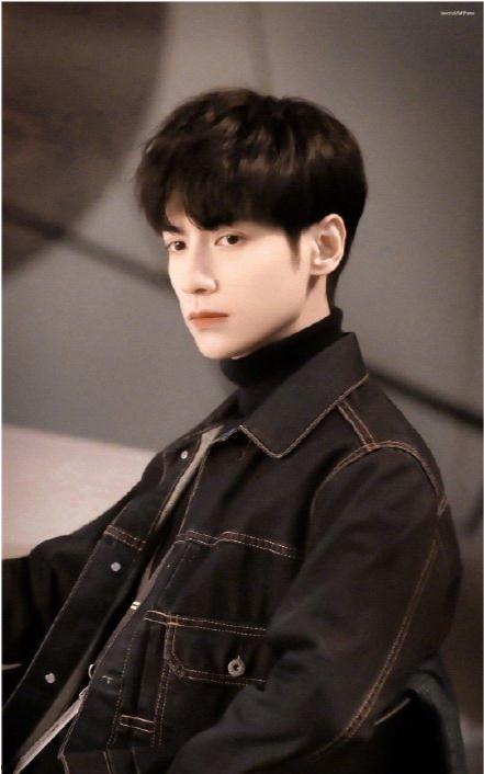 杨紫肖战娱乐圈吃瓜爆料,揭秘明星幕后故事